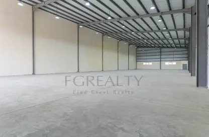 Warehouse - Studio - 3 Bathrooms for sale in Birkat Al Awamer - Al Wakra