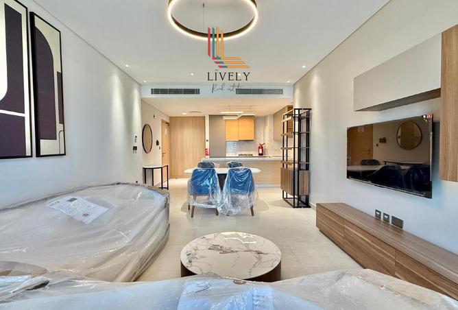 967635 - Property Image 2