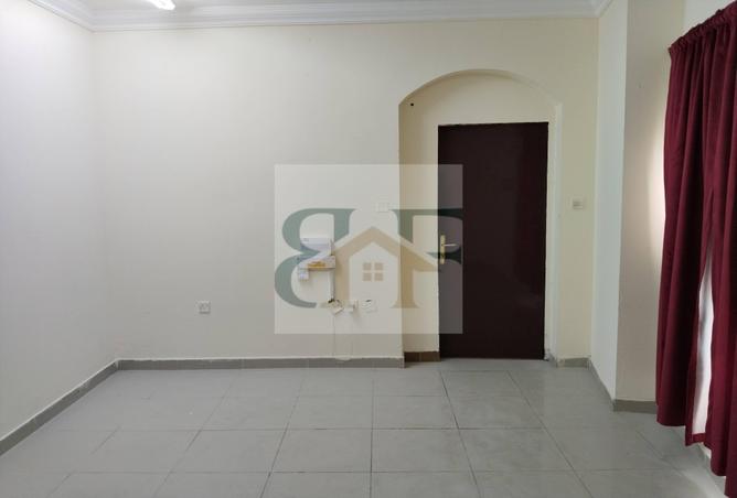 953964 - Property Main Image