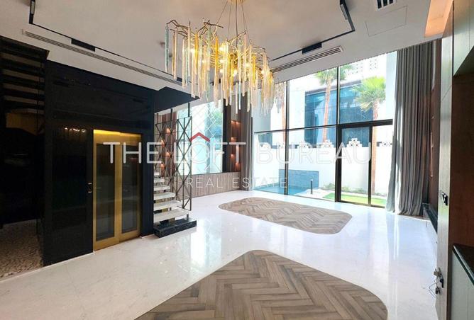 984250 - Property Image 2