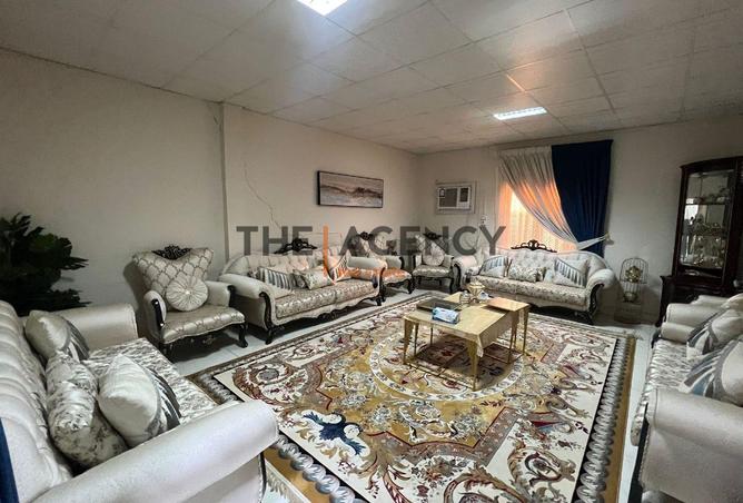 958855 - صورة العقار 2