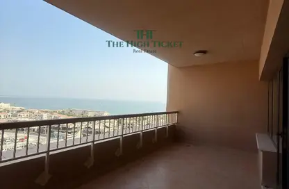 Apartment - 3 Bedrooms - 4 Bathrooms for rent in One Porto Arabia - Porto Arabia - The Pearl Island - Doha