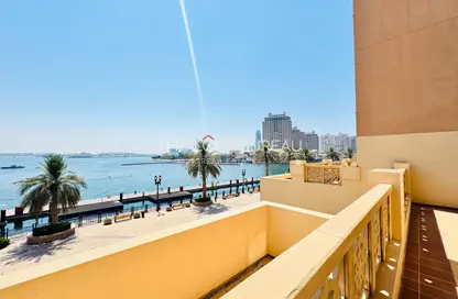 Townhouse - 2 Bedrooms - 3 Bathrooms for sale in West Porto Drive - Porto Arabia - The Pearl Island - Doha