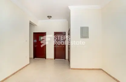 Apartment - 2 Bedrooms - 2 Bathrooms for rent in Muntazah 7 - Al Muntazah - Doha