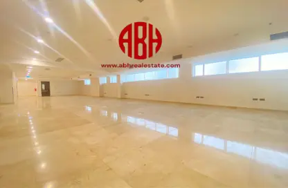Empty Room image for: Office Space - Studio for rent in Street 870 - Al Duhail South - Al Duhail - Doha, Image 1