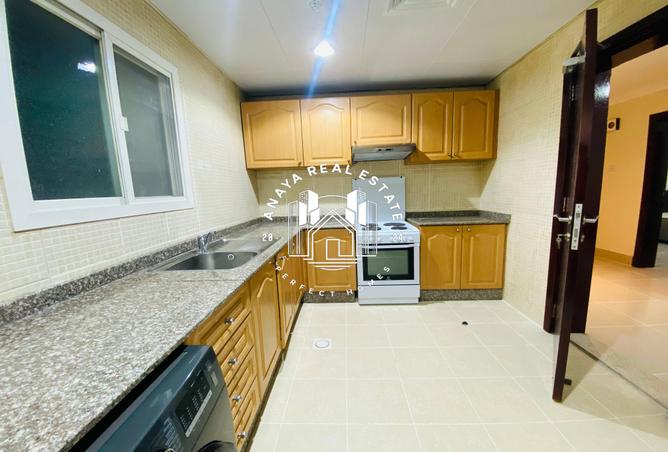 900491 - Property Image 3