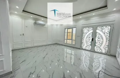 Empty Room image for: Villa for rent in Al Gharrafa - Al Gharrafa - Doha, Image 1