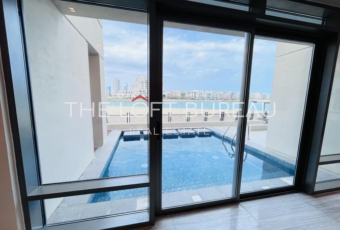 988524 - Property Image 3