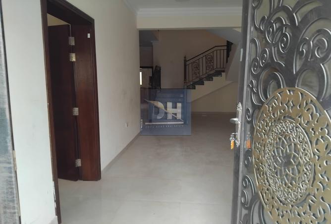 990646 - Property Image 3