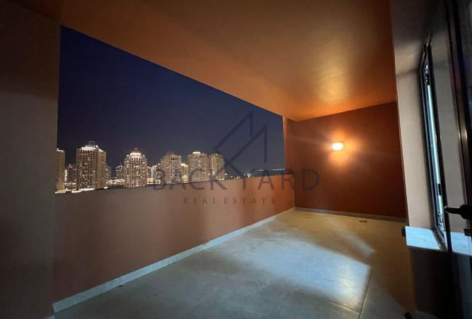 995310 - Property Image 2