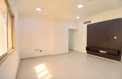 Apartment - 2 Bedrooms - 2 Bathrooms for rent in Al Sadd Road - Al Sadd - Doha