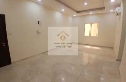 Apartment - 3 Bedrooms - 3 Bathrooms for rent in Al Nasr Street - Al Nasr - Doha
