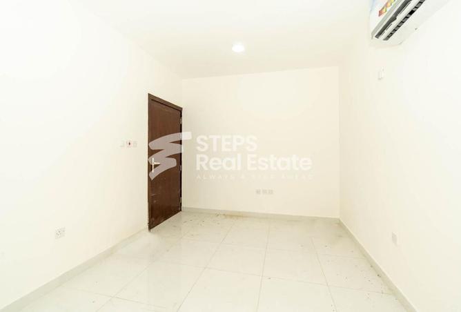 981555 - Property Image 2