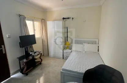 Apartment - Studio - 1 Bathroom for rent in Ain Khaled - Doha