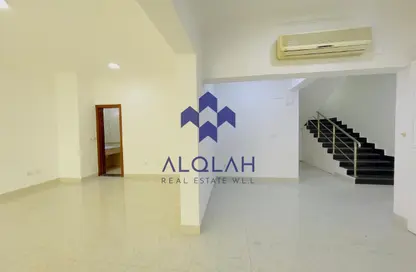 Villa - 4 Bedrooms - 4 Bathrooms for rent in Souk Al gharaffa - Al Gharrafa - Doha
