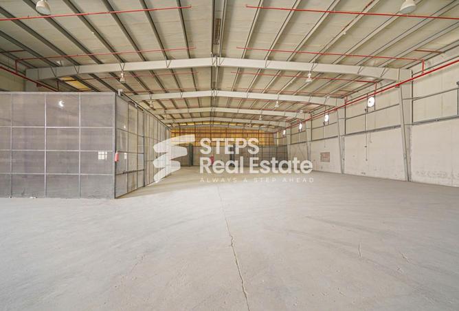 Warehouse - Studio for rent in Industrial Area 4 - Industrial Area - Industrial Area - Doha