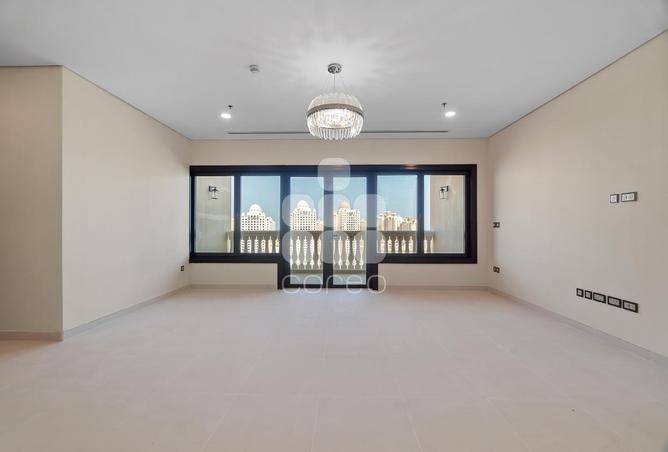 929416 - Property Image 3