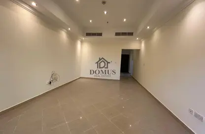 Apartment - 2 Bedrooms - 2 Bathrooms for rent in Thabit Bin Zaid Street - Al Mansoura - Doha