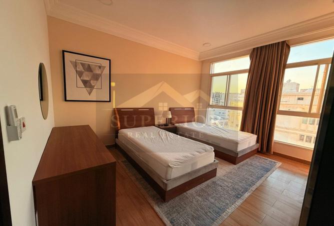 949465 - Property Image 2