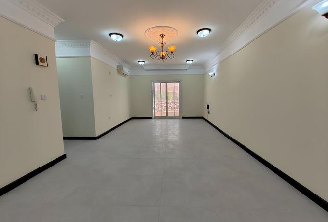 987691 - Property Main Image