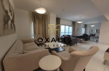 Apartment - 3 Bedrooms - 4 Bathrooms for rent in Sara Tower - West Bay - West Bay - Doha