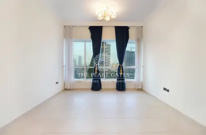 Apartment - 2 Bedrooms - 2 Bathrooms for rent in Marina District - Lusail