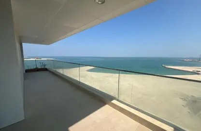 Apartment - 2 Bedrooms - 3 Bathrooms for rent in Lusail Marina Heights - Marina District - Lusail