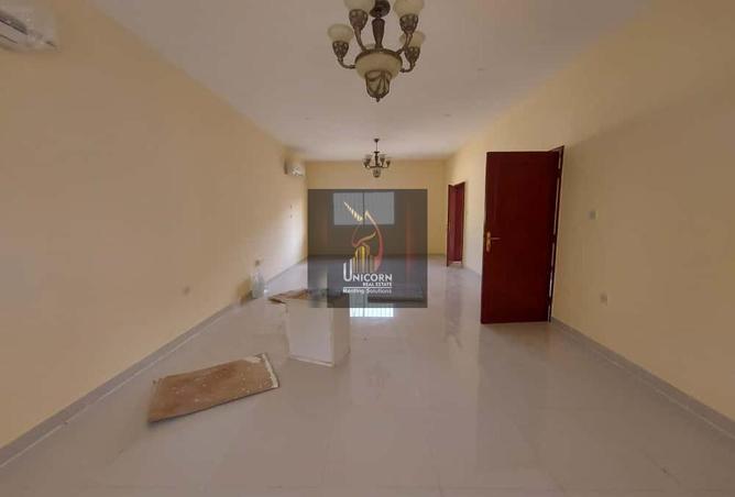 951195 - Property Image 3