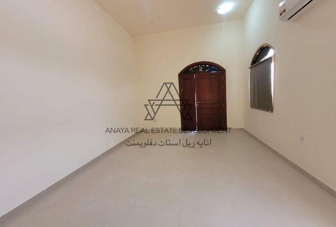 926825 - Property Image 2