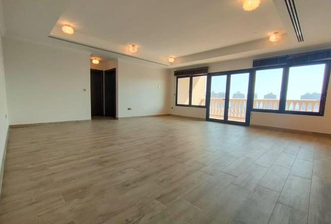 952076 - Property Image 2