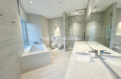 Apartment - 2 Bedrooms - 4 Bathrooms for rent in Floresta Gardens - Floresta Gardens - The Pearl Island - Doha