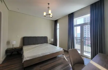 Apartment - 1 Bedroom - 2 Bathrooms for rent in Floresta Gardens - The Pearl Island - Doha