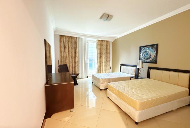 978870 - Property Image 2