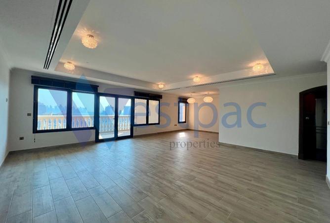 983942 - Property Image 2