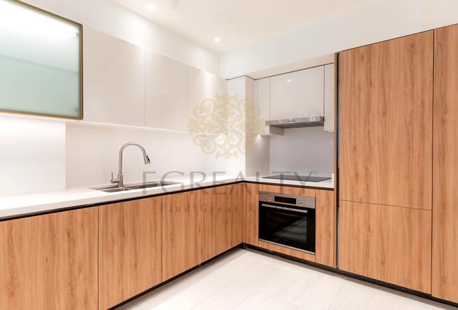 972575 - Property Image 2