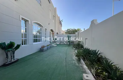 Villa - 4 Bedrooms - 4 Bathrooms for rent in Fereej Bin Mahmoud - Doha