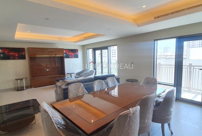 881791 - Property Image 2
