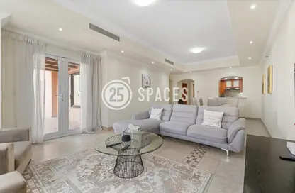 Apartment - 2 Bedrooms - 3 Bathrooms for sale in West Porto Drive - Porto Arabia - The Pearl Island - Doha