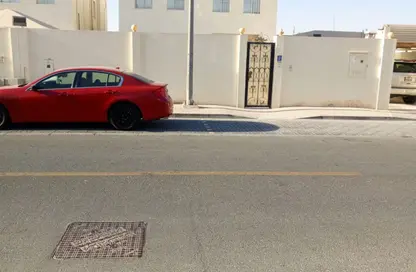 فيلا - 6 غرف نوم - 4 حمامات للبيع في إزغاوا - إزغاوا - الدوحة