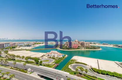 Apartment - 2 Bedrooms - 3 Bathrooms for rent in West Porto Drive - Porto Arabia - The Pearl Island - Doha
