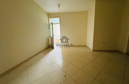 Apartment - 2 Bedrooms - 2 Bathrooms for rent in Bin Omran - Fereej Bin Omran - Doha