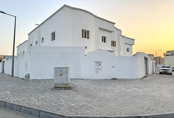 932312 - Property Main Image