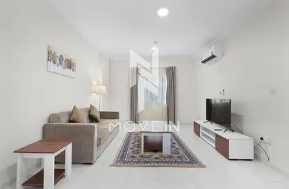 Apartment - 1 Bedroom - 1 Bathroom for rent in Umm Ghwailina Comm - Umm Ghuwalina - Umm Ghuwailina - Doha