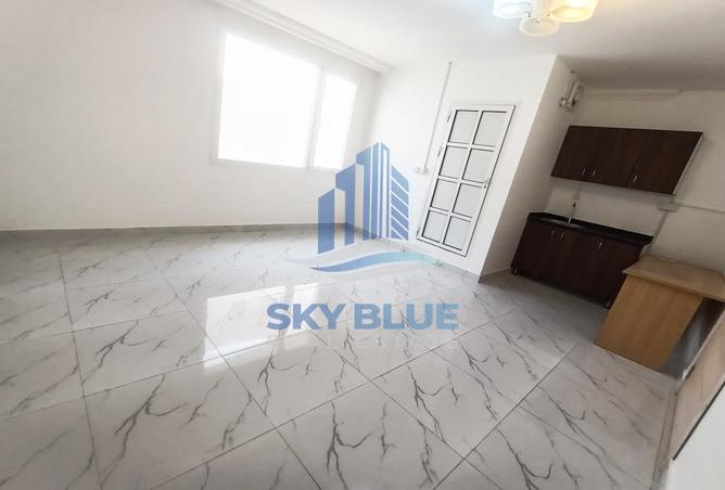 904986 - Property Main Image