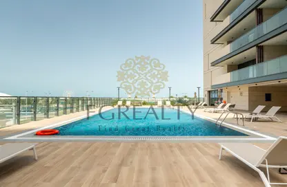 Apartment - 2 Bedrooms - 3 Bathrooms for sale in Marina Residences 195 - Marina District - Lusail