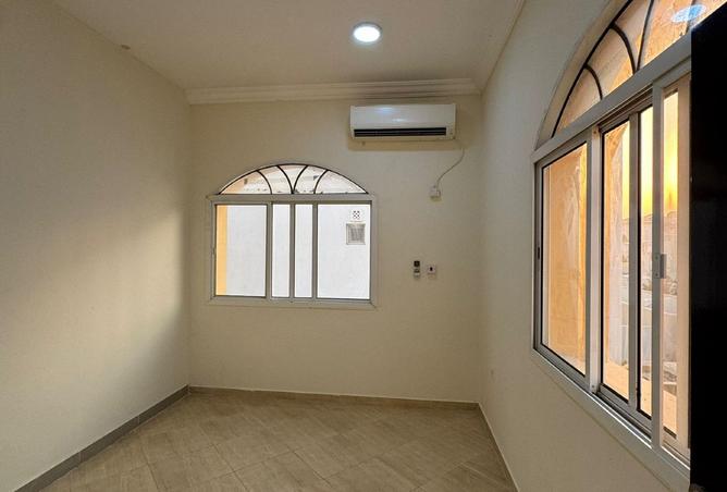 945522 - Property Image 3