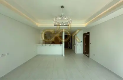 Apartment - 1 Bedroom - 2 Bathrooms for rent in Gewan Island - The Pearl Island - Doha