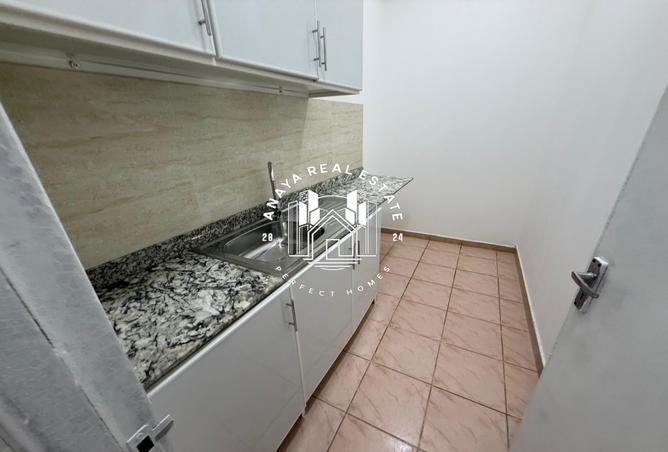 980611 - Property Image 3