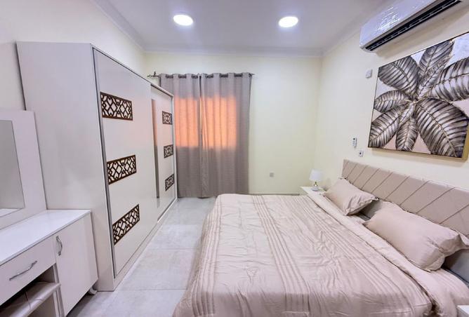 932995 - Property Image 2