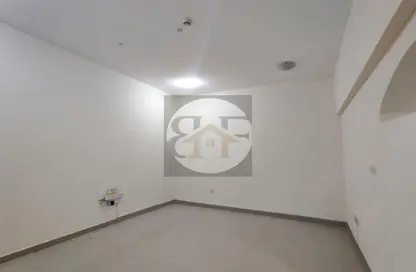 Apartment - 2 Bedrooms - 2 Bathrooms for rent in Al Mansoura - Al Mansoura - Doha